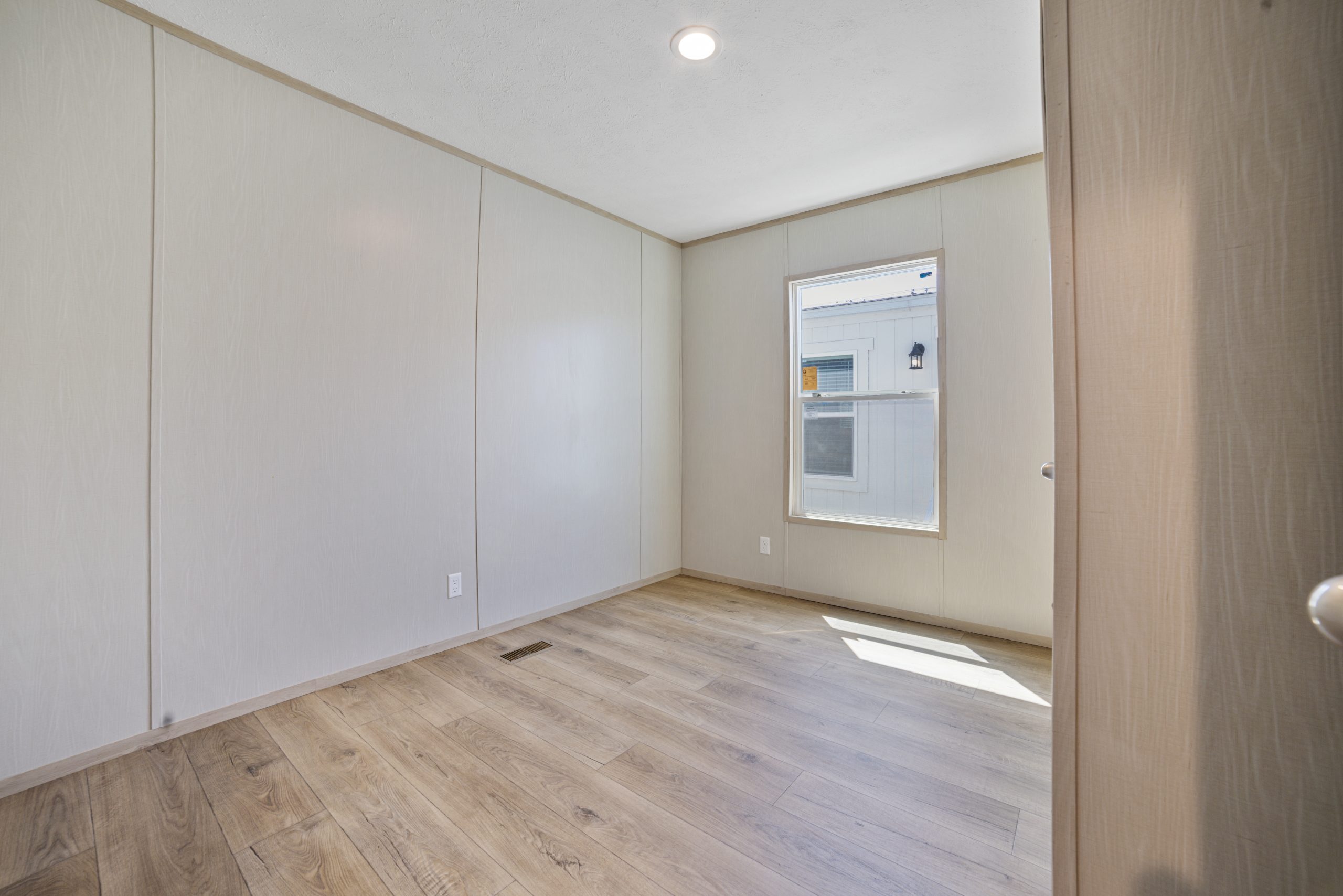 Mariner — Bedroom